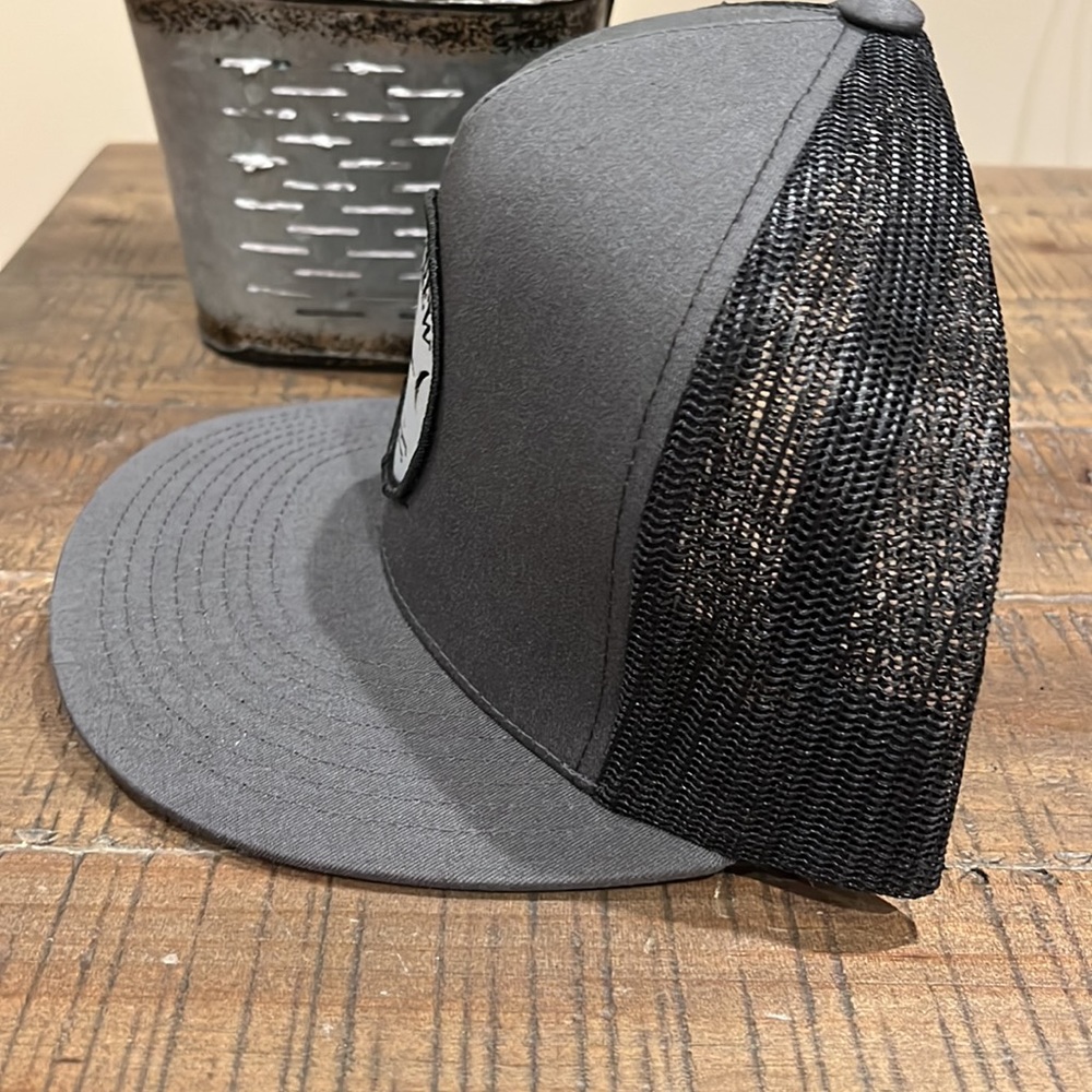 Salty Crew Bruce Retro Trucker Snapback Hat - Picture 2 of 3